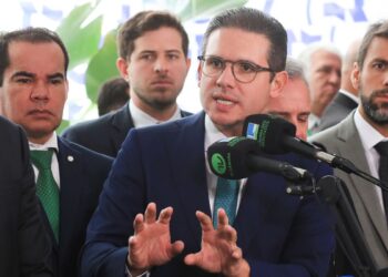 Câmara sugere medidas “antipáticas” para substituir aumento do IOF