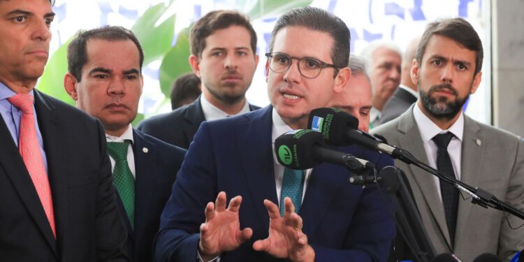 Câmara sugere medidas “antipáticas” para substituir aumento do IOF