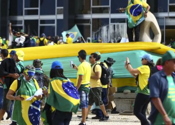 Após pausa, STF retoma julgamento do núcleo 4 da trama golpista