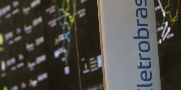 Eletrobras tem prejuízo de R$ 81 milhões no 1º trimestre de 2025