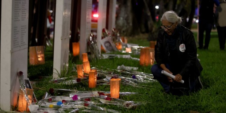 Em 2023, a cada duas horas cinco jovens foram vítimas de homicídio