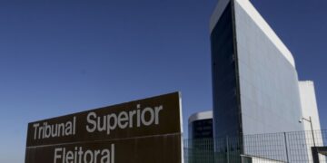 STF envia a Lula lista de indicações ao TSE formada só por mulheres 