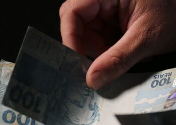 Juro do consignado para setor privado sobe para 59,1% ao ano em abril