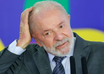 Lula diz que atritos internos são naturais na economia e meio ambiente