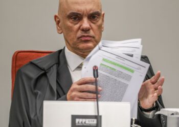 Moraes pede que Meta envie dados sobre perfil que seria usado por Cid