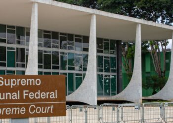 STF retoma julgamento sobre responsabilidade de redes por postagens