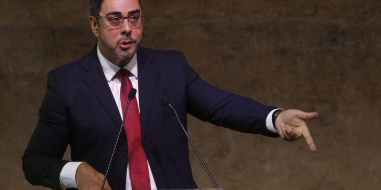 OAB inicia processo que pode cassar registro do ex-juiz Marcelo Bretas