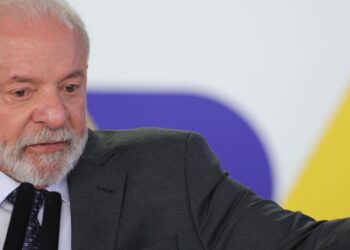 “O mundo ainda não está preparado para viver sem o petróleo”, diz Lula