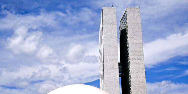 Senado pode votar na quarta projeto que amplia número de deputados federais — Senado Notícias