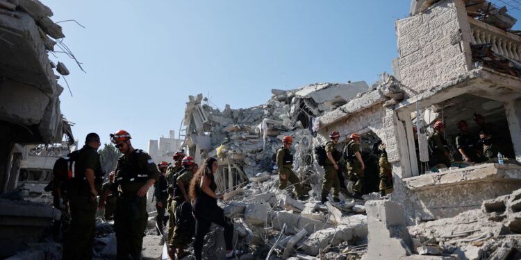 Gestores brasileiros retidos em Israel conseguem chegar à Jordânia 