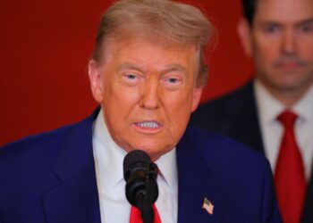 EUA promete ataques ainda maiores caso Irã reaja a bombardeio