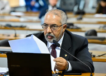 CDH aprova ampliação de cotas para estágio em empresas — Senado Notícias