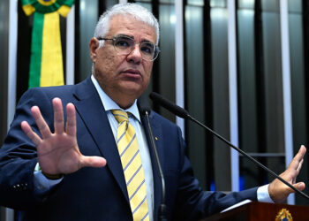 Para Girão, maioria da população tem vergonha do STF — Senado Notícias