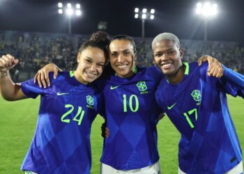 Seleção feminina assume quarta posição do ranking da Fifa