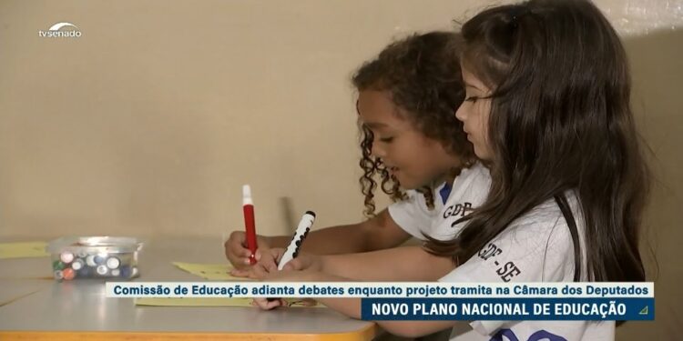 Novo PNE precisa garantir financiamento adequado à educação, aponta debate — Senado Notícias