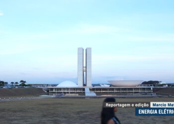 Após derrubada de veto, governo deve editar MP para impedir aumento na conta de luz, diz Randolfe — Senado Notícias