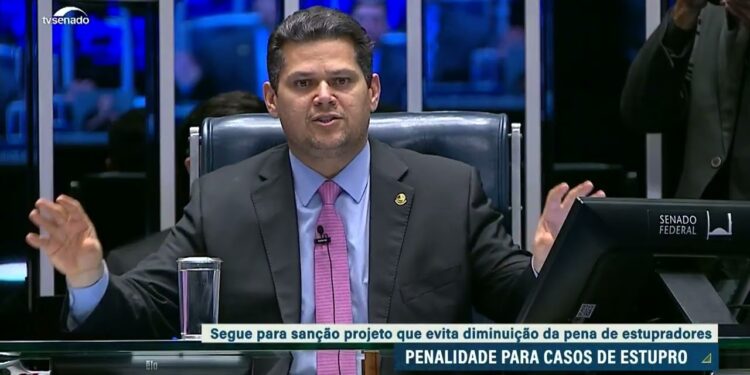 Idade não deve ser atenuante para crime de estupro, decide Senado — Senado Notícias