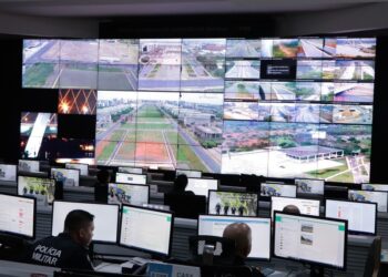 Projeto garante mais recursos para IA e outras tecnologias no combate ao crime — Senado Notícias