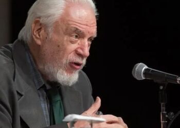 Escritor Cícero Sandroni, membro da ABL, morre aos 90 anos