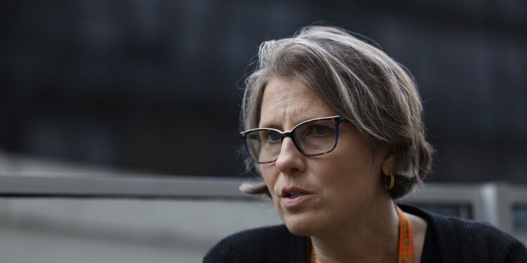 Big techs devem ter responsabilidade contra fake news, diz IFCN