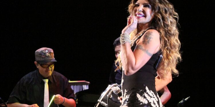 Elba, Alceu e Cavaleiros do Forró animam Arraiá Brasil 2025