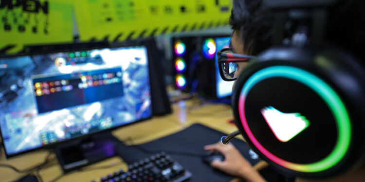 Alerta para risco em plataformas digitais é tratado em projeto — Senado Notícias