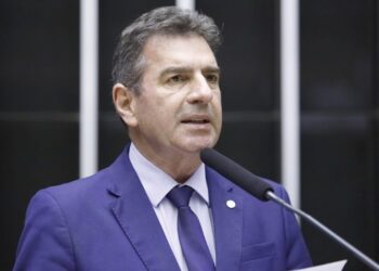 Comissão aprova instalação e conservação de equipamentos coletivos como diretriz da política urbana – Notícias