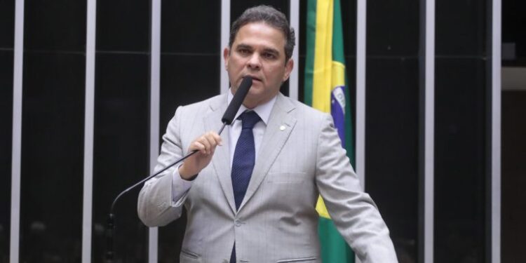 Câmara aprova MP que amplia destinação de recursos do Fundo Social do pré-sal – Notícias