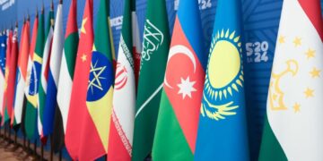 Fórum Parlamentar do Brics em Brasília reúne delegações de 15 países