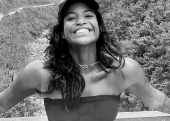 Morre brasileira que caiu em vulcão na Indonésia