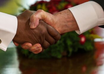 Brasil e Angola buscam diversificar comércio além do petróleo e agro