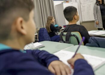 Olimpíada de matemática das escolas públicas aplica prova nesta terça