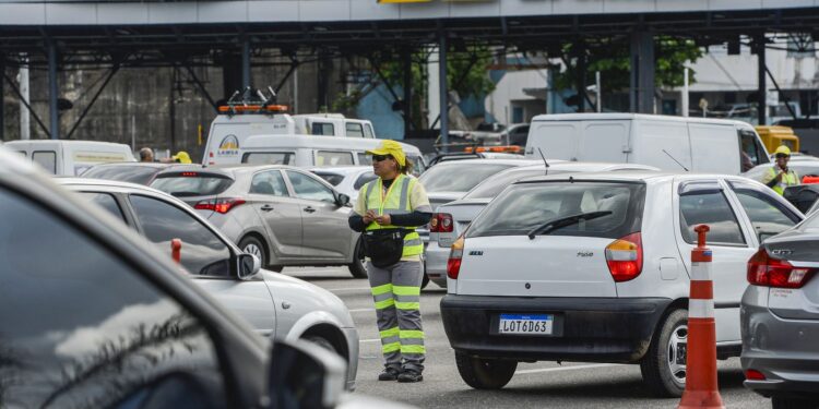 Prefeitura do Rio e Lamsa fecham acordo sobre pedágio na Linha Amarela