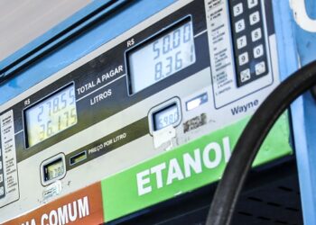 Governo aumento mistura do etanol na gasolina para 30%