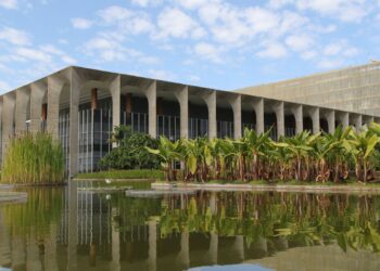 Brasil condena ataque de Israel contra o Irã: “violação de soberania”