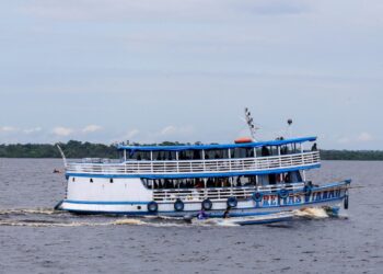 MPF quer suspender leilão de 47 blocos de petróleo na foz do Amazonas