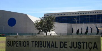 PF prende prefeito de Palmas por vazamento de investigação sigilosa