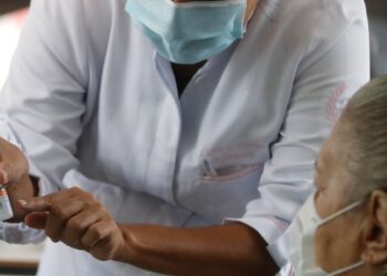 Dia da Imunização: conheça o serviço dos centros de vacinas especiais