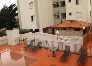 Prefeitura de São Paulo isola área afetada por rompimento de tubulação