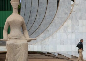 Réu na trama golpista, general diz ter ouvido “monólogo” de Bolsonaro 