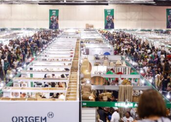 Feira nacional de artesanato exalta indígenas até domingo, em Olinda