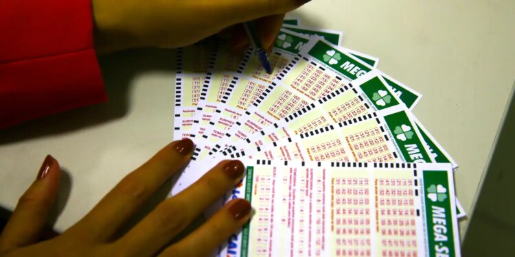 Mega-Sena sorteia nesta terça-feira prêmio acumulado em R$ 51 milhões