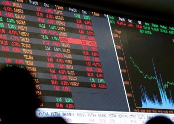 Bolsa supera os 141 mil pontos e volta a bater recorde