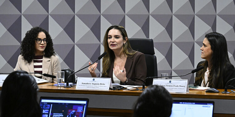 Observatórios da mulher se organizam para criar rede nacional — Senado Notícias