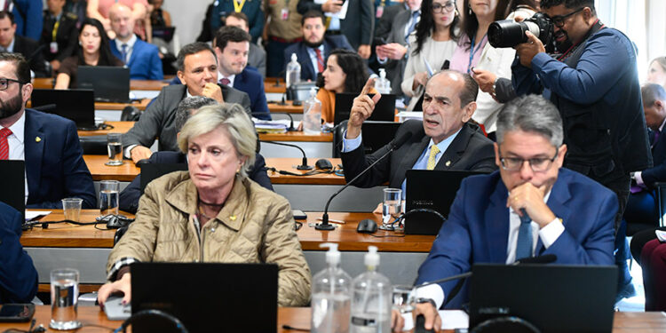 Projeto da reforma eleitoral deve ser votado na CCJ na quarta-feira — Senado Notícias