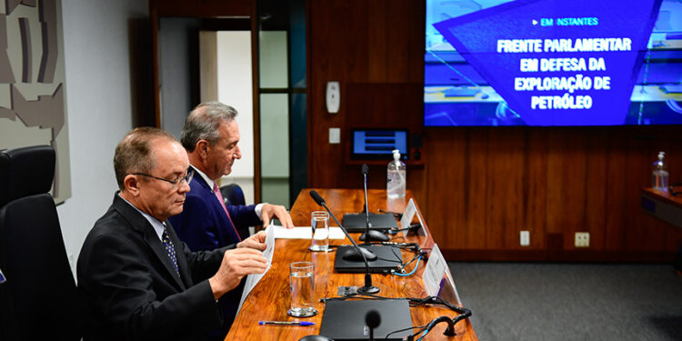 Senado instala Frente Parlamentar em Defesa do Petróleo na Margem Equatorial — Senado Notícias