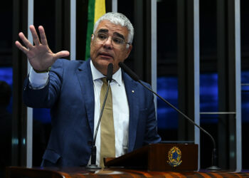 Girão cita ação da PF sobre emendas e diz que governo do Ceará deve se explicar — Senado Notícias