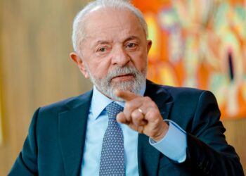 Brasil não aceitará nada que lhe seja imposto, diz Lula à TV americana