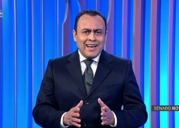 Governo libera R$ 3,3 bi para ressarcir aposentados e sanciona rotas turísticas — Senado Notícias