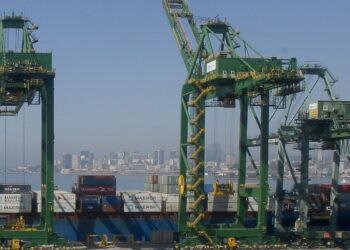 Balança comercial tem menor superávit para junho em 6 anos